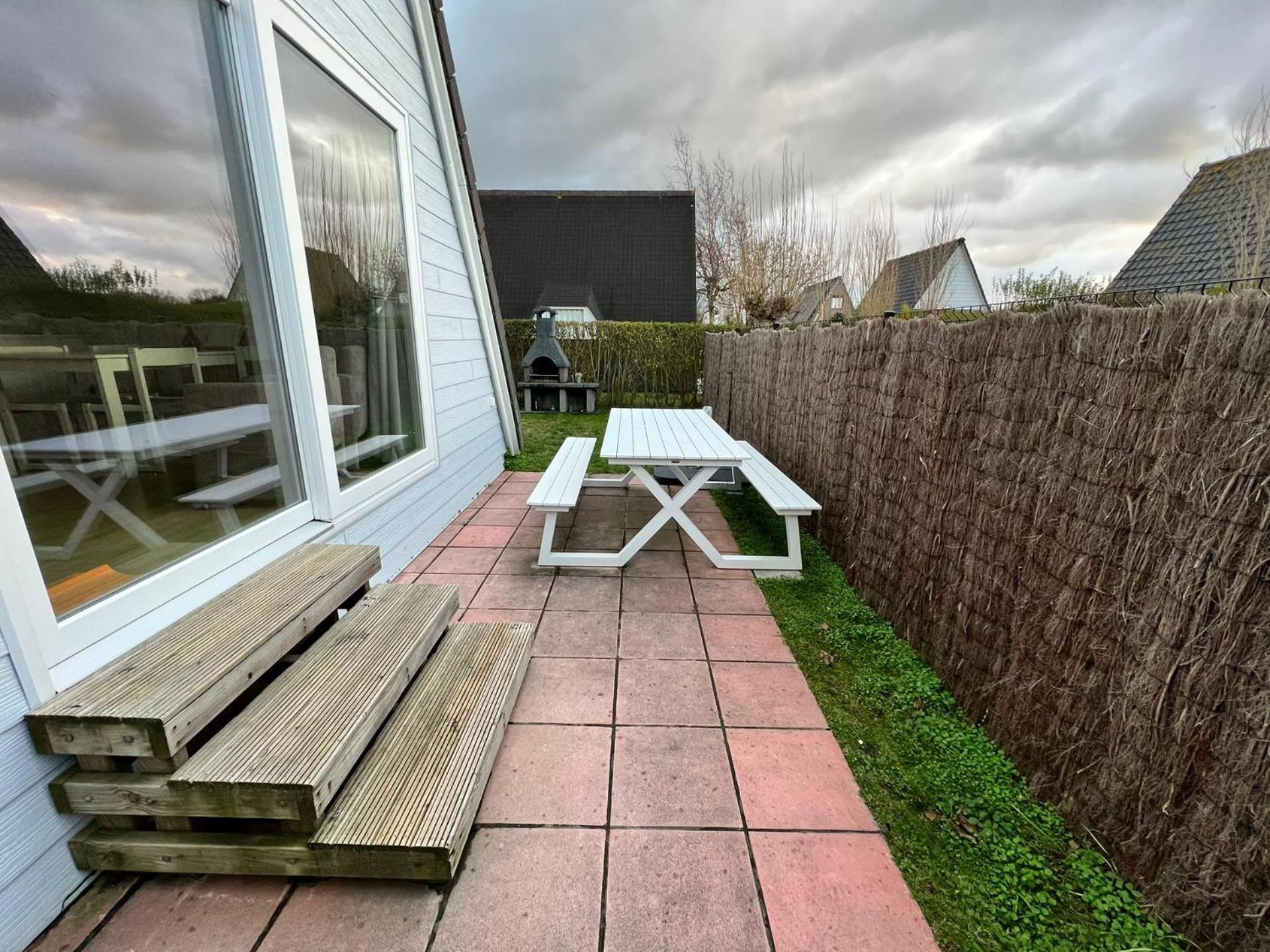 Gezellige Chalet In Nieuwpoort - Opkuis Inbegrepen In De Prijs 东代恩凯尔克 外观 照片