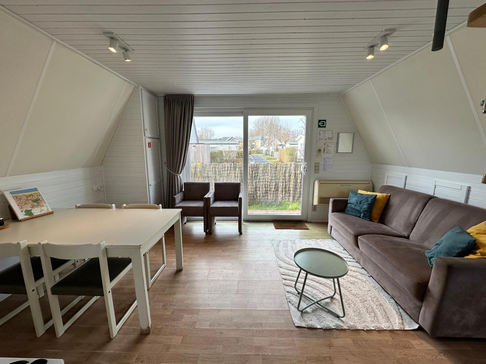 Gezellige Chalet In Nieuwpoort - Opkuis Inbegrepen In De Prijs 东代恩凯尔克 外观 照片